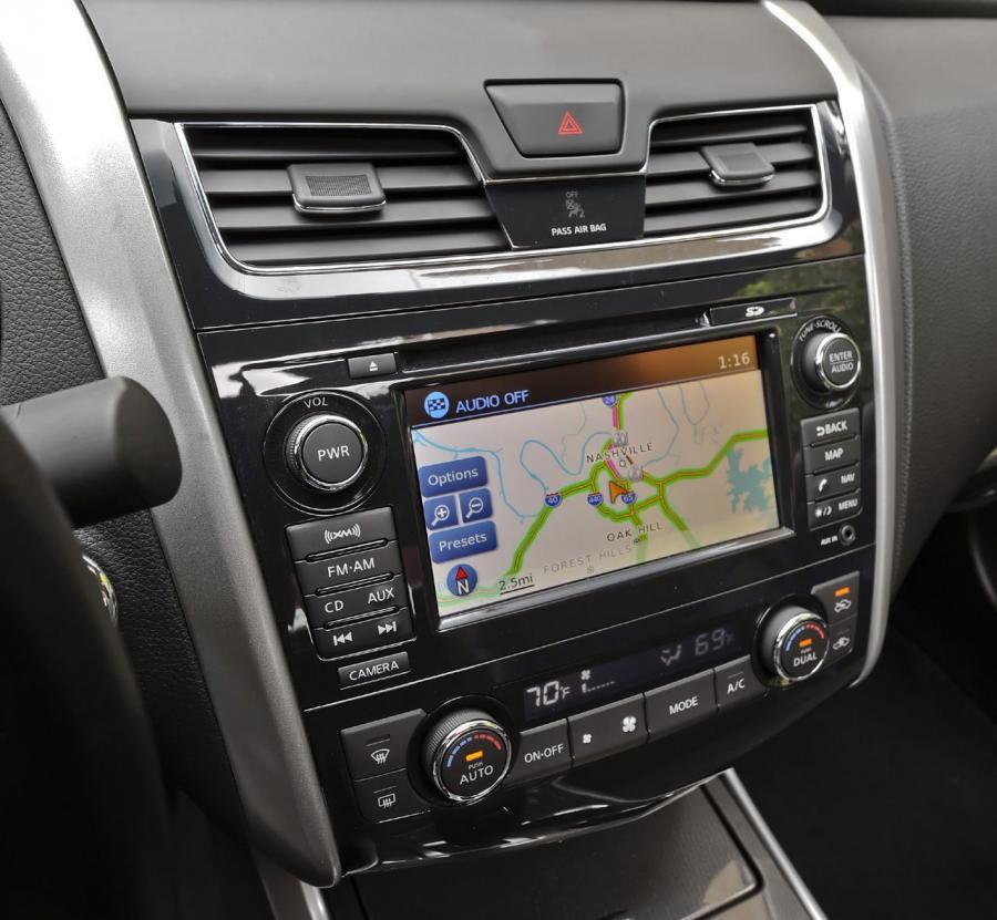  Nissan Altima 2013 года  (фото 48 из 82)